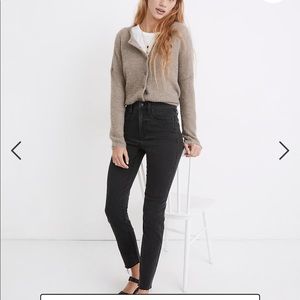 Madwell Stovepipe Jeans in Banberry Wash: Raw-Hem Edition